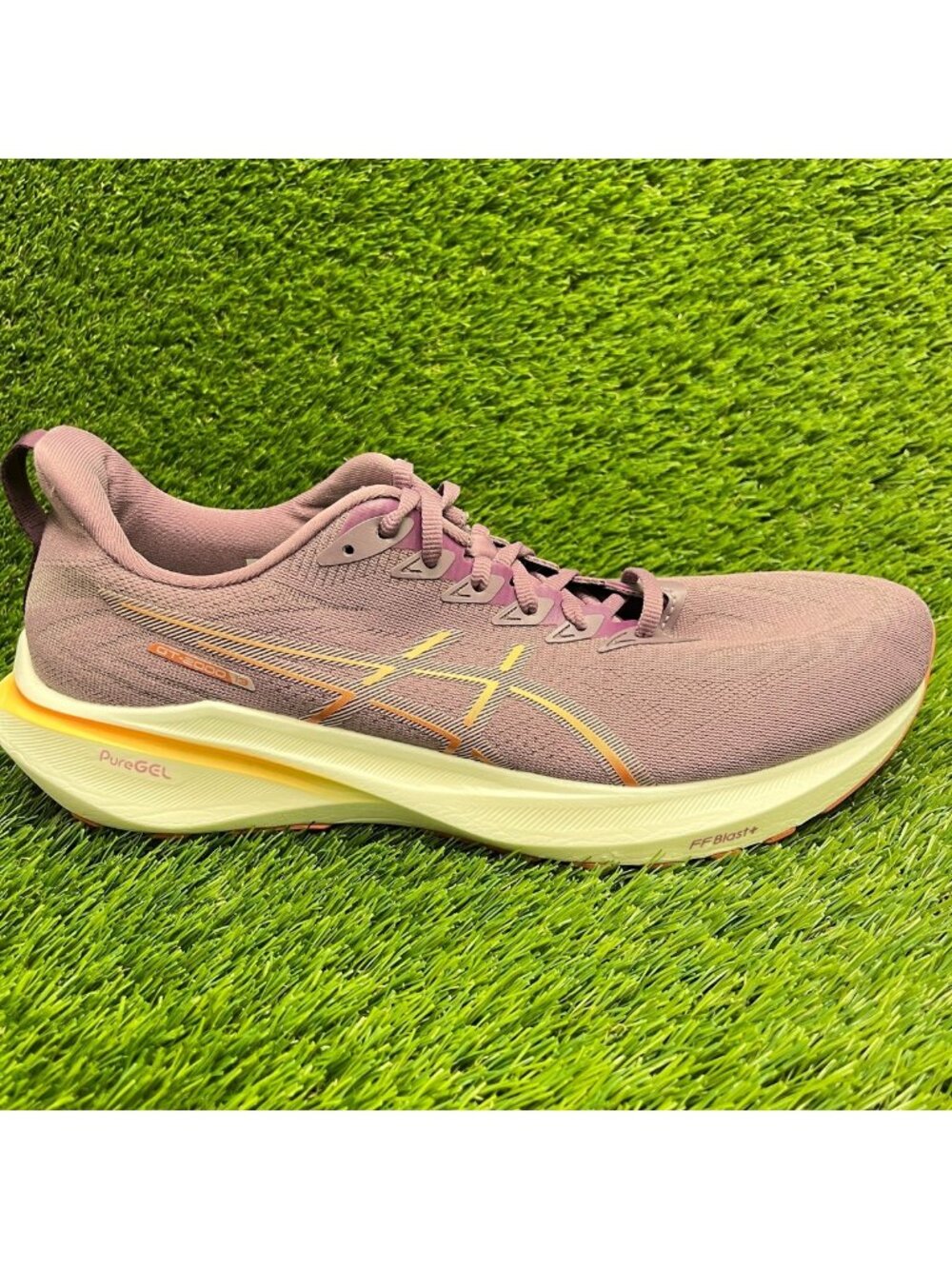 Asics GT-2000 13 Womens Size 12 Purple White Athletic Running Shoes Sneakers